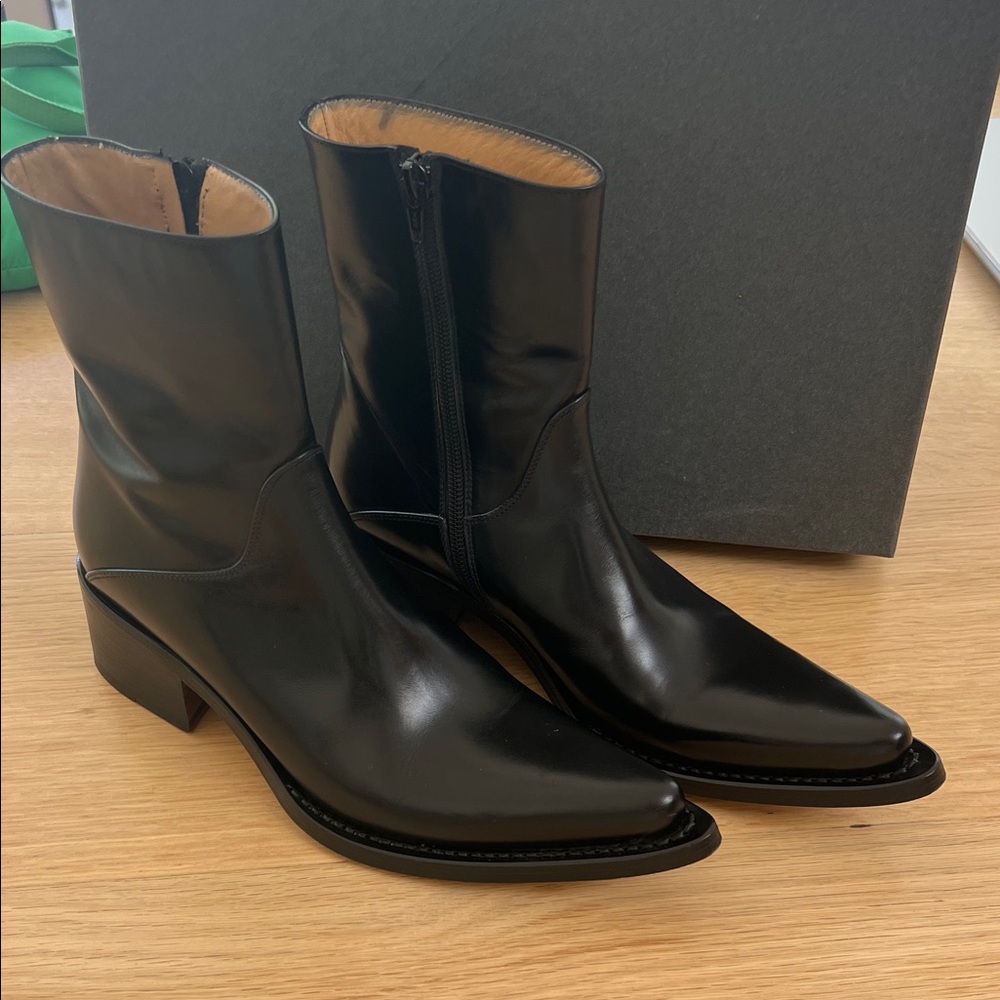 Gianni Barbato Pointed Toe Black Leather Boots